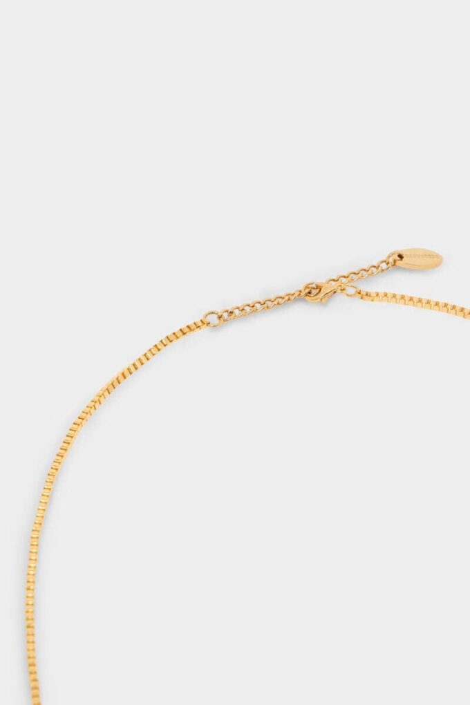 D2 bedelketting