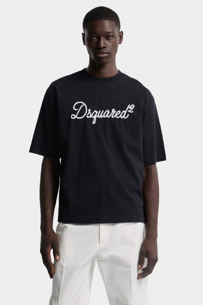 Dsquared2 geborduurd T-shirt met losse pasvorm Dsquared2 geborduurd T-shirt met losse pasvorm