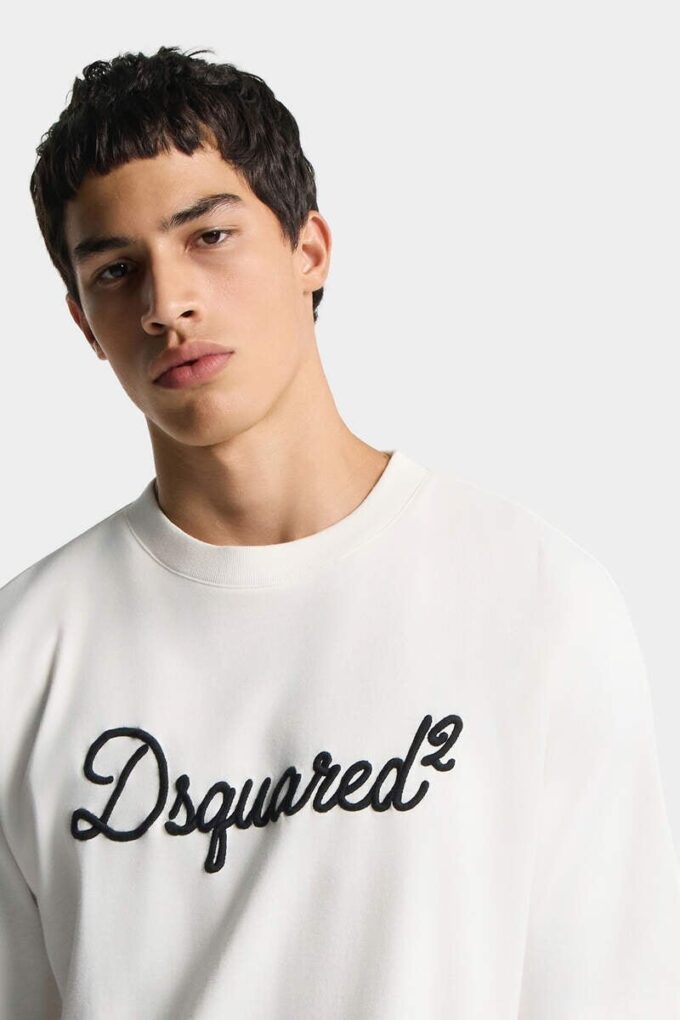 Dsquared2 geborduurd T-shirt met losse pasvorm Dsquared2 geborduurd T-shirt met losse pasvorm