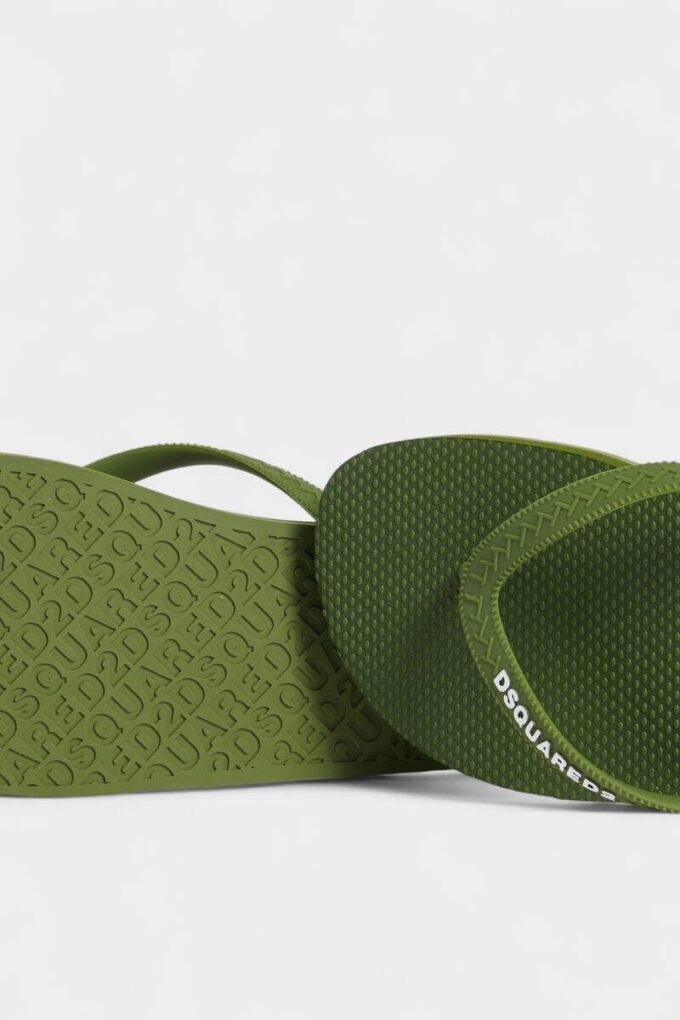 Dsquared2-logo-teenslippers Dsquared2-logo-teenslippers