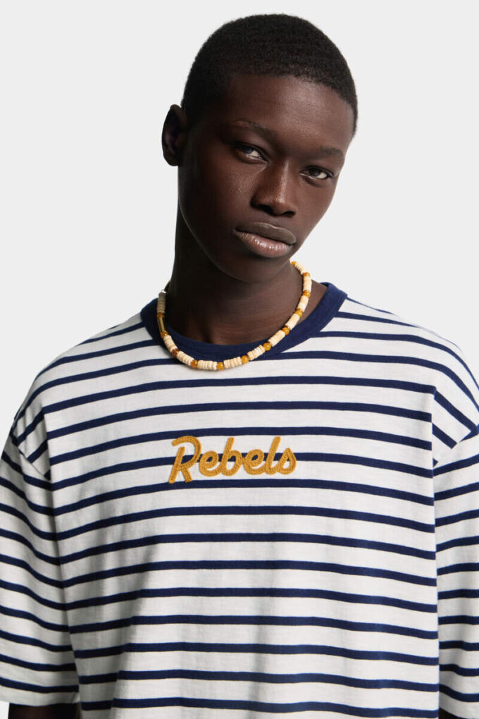 Dsquared2 Rebels T-shirt met losse pasvorm Dsquared2 Rebels T-shirt met losse pasvorm