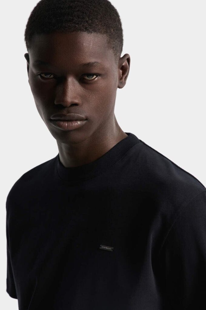 Dsquared2 T-shirt met logo-plaatje en coole pasvorm Dsquared2 T-shirt met logo-plaatje en coole pasvorm