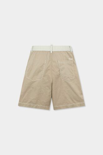 Elastische korte broek met binnenstebuiten-effect