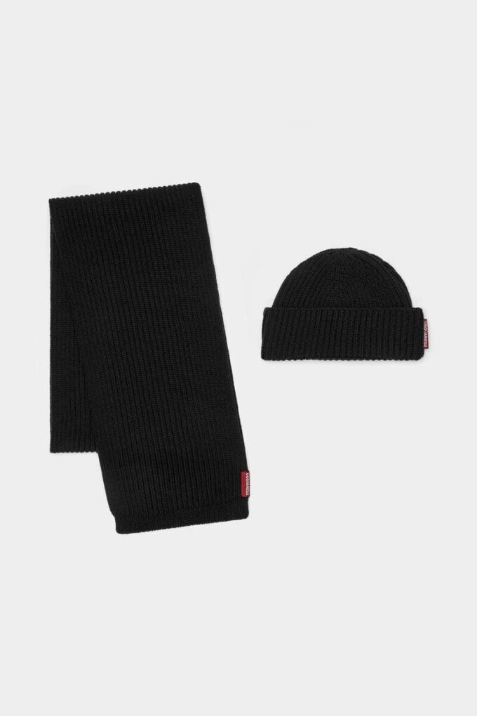 Gebreide sjaal en muts in geschenkdoos Gebreide sjaal en muts in geschenkdoos