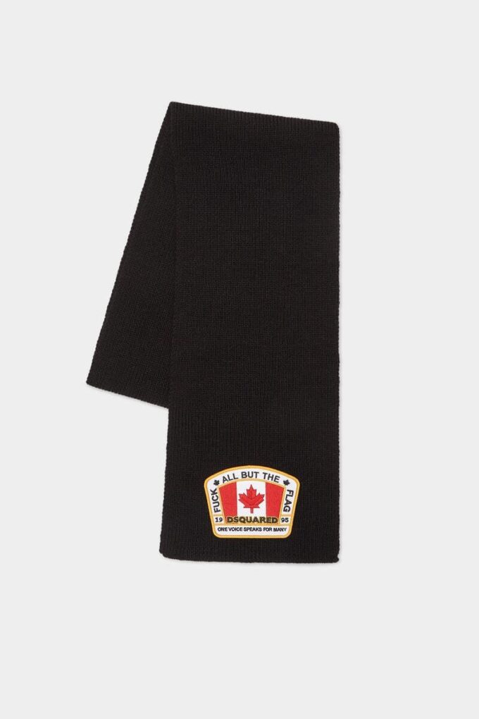 Gebreide sjaal met Canadese vlag Gebreide sjaal met Canadese vlag
