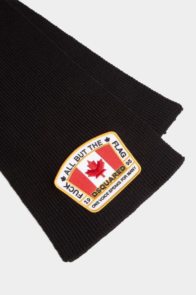 Gebreide sjaal met Canadese vlag Gebreide sjaal met Canadese vlag