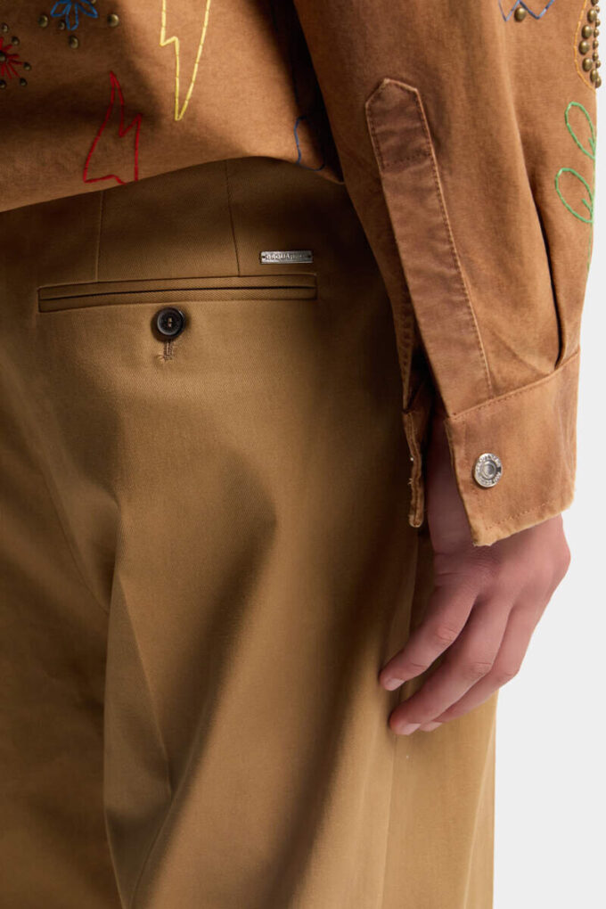 Getailleerde katoenen rechte broek Getailleerde katoenen rechte broek