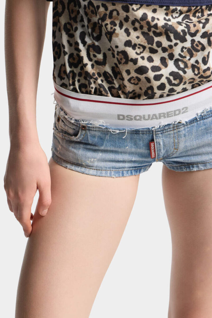 Lichte, ongetailleerde Jeans hotpants Lichte, ongetailleerde Jeans hotpants