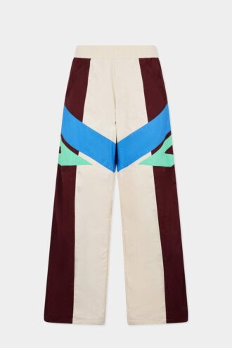 Loose broek van een trainingspak met kleurblokken