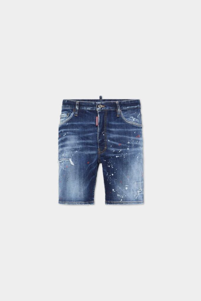 Marineblauwe korte broek met middelgrote rode stippen Marineblauwe korte broek met middelgrote rode stippen