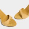 Praktische Sandalen mit dubbele hak Praktische Sandalen mit dubbele hak