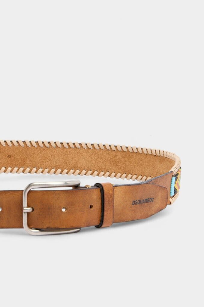 Riem met vlechten en kralen Riem met vlechten en kralen