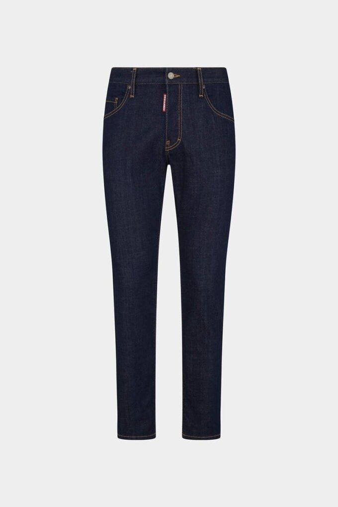 Skater Jean met donkere wassing Skater Jean met donkere wassing