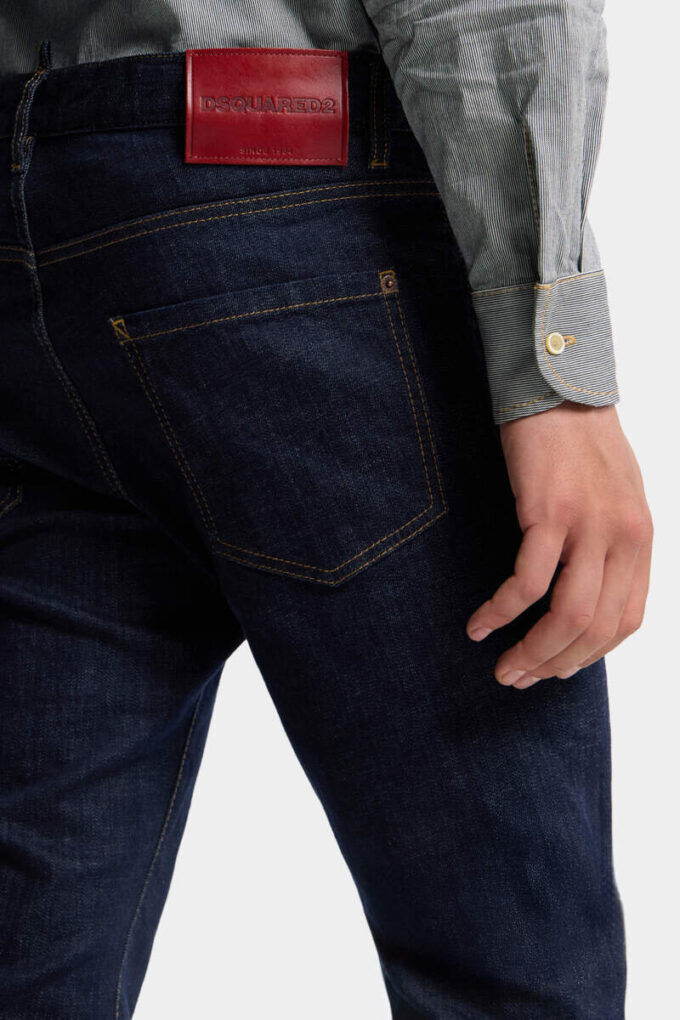 Teddy-Jeans met donkere wassing Teddy-Jeans met donkere wassing
