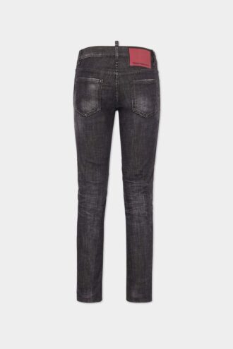 Zwarte, gemakkelijk te wassen Jennifer-Jeans met middelhoge taille